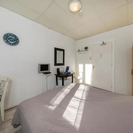 Blankebil Гостевой дом Зандфорт